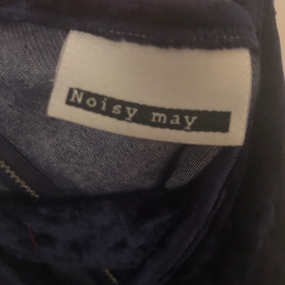 Navy crushed velvet tank top - Picture 2 of 4